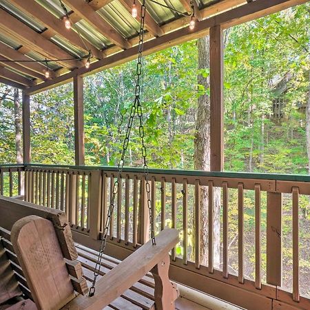 Picturesque Pigeon Forge Cabin with Mtn Views! Extérieur photo
